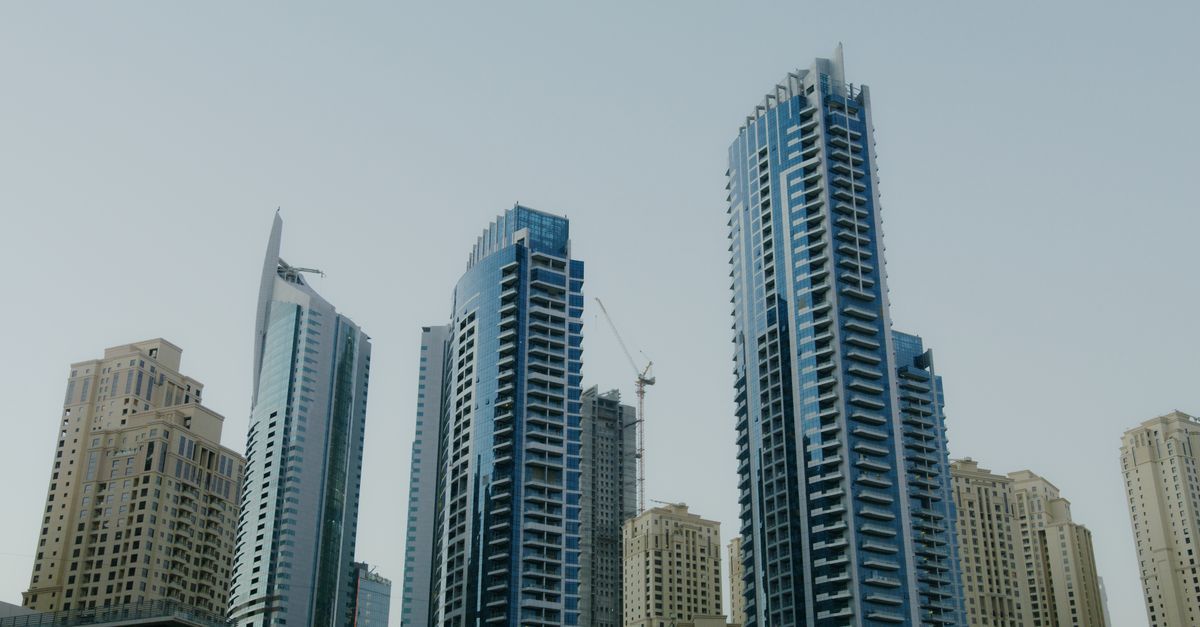 Securing Your UAE Enterprise: Essential Network Security and Firewall Strategies for Growing SMEs