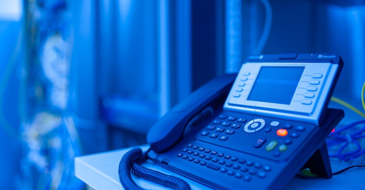 Next-Gen Workplace Communication: Telephony & AV Integration Trends for UAE Smart Offices in 2026